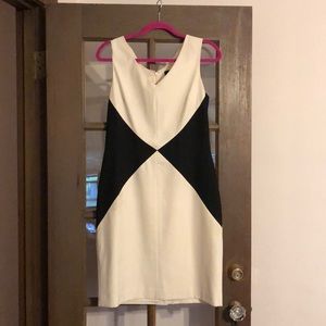 Banana republic ivory/black sheath  dress sz 10